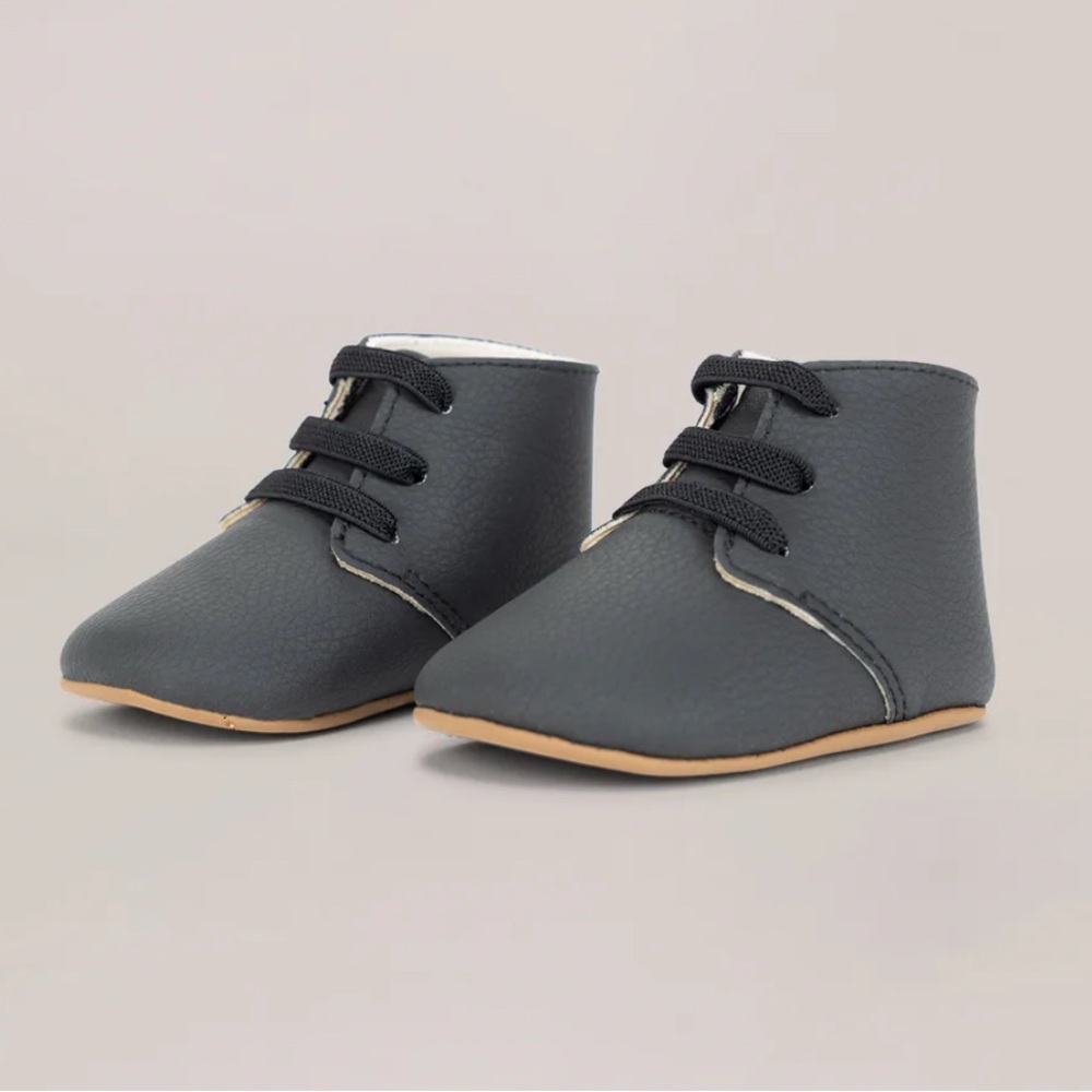Jujube baby chukka boots black 9-12m